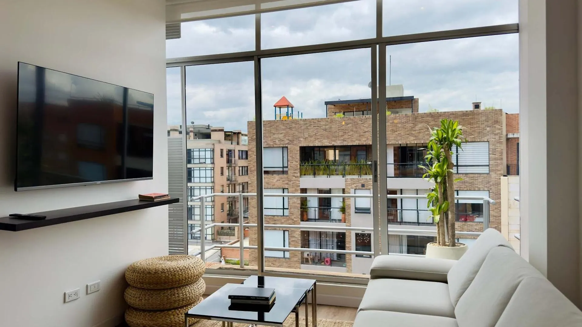 Fabulous Loft With Perfect View In Santa Barbara Apartment Bogota
